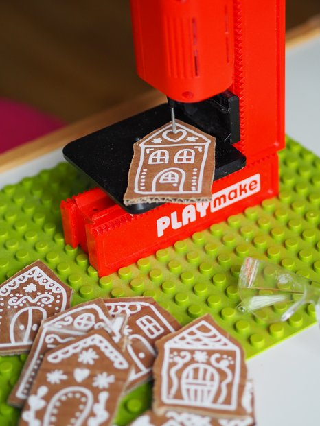 Häuser aus Karton mit PLAYmake